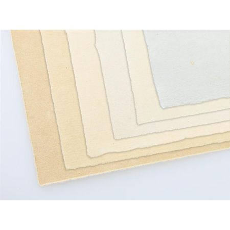 Traditionell Europäisches Büttenpapier - von Hand geschöpft