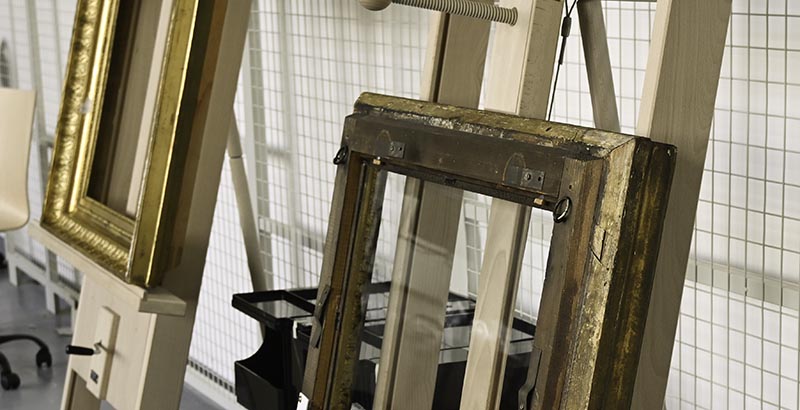 Easels & Accessories